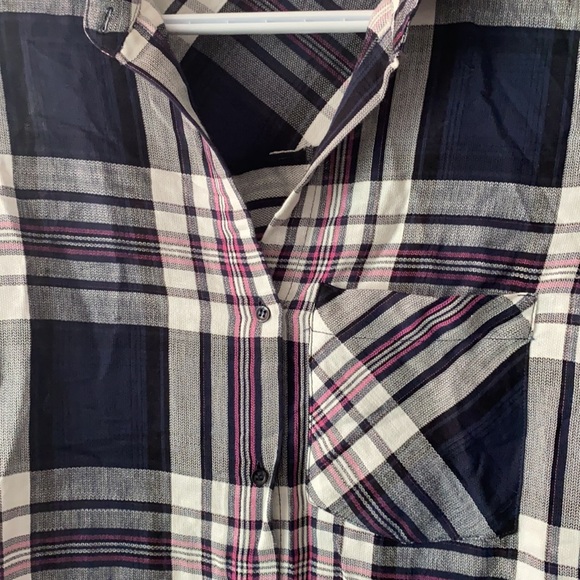 Plaid Blouse - Picture 3 of 3